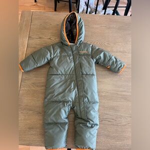 Baby Bunting 12-18 months